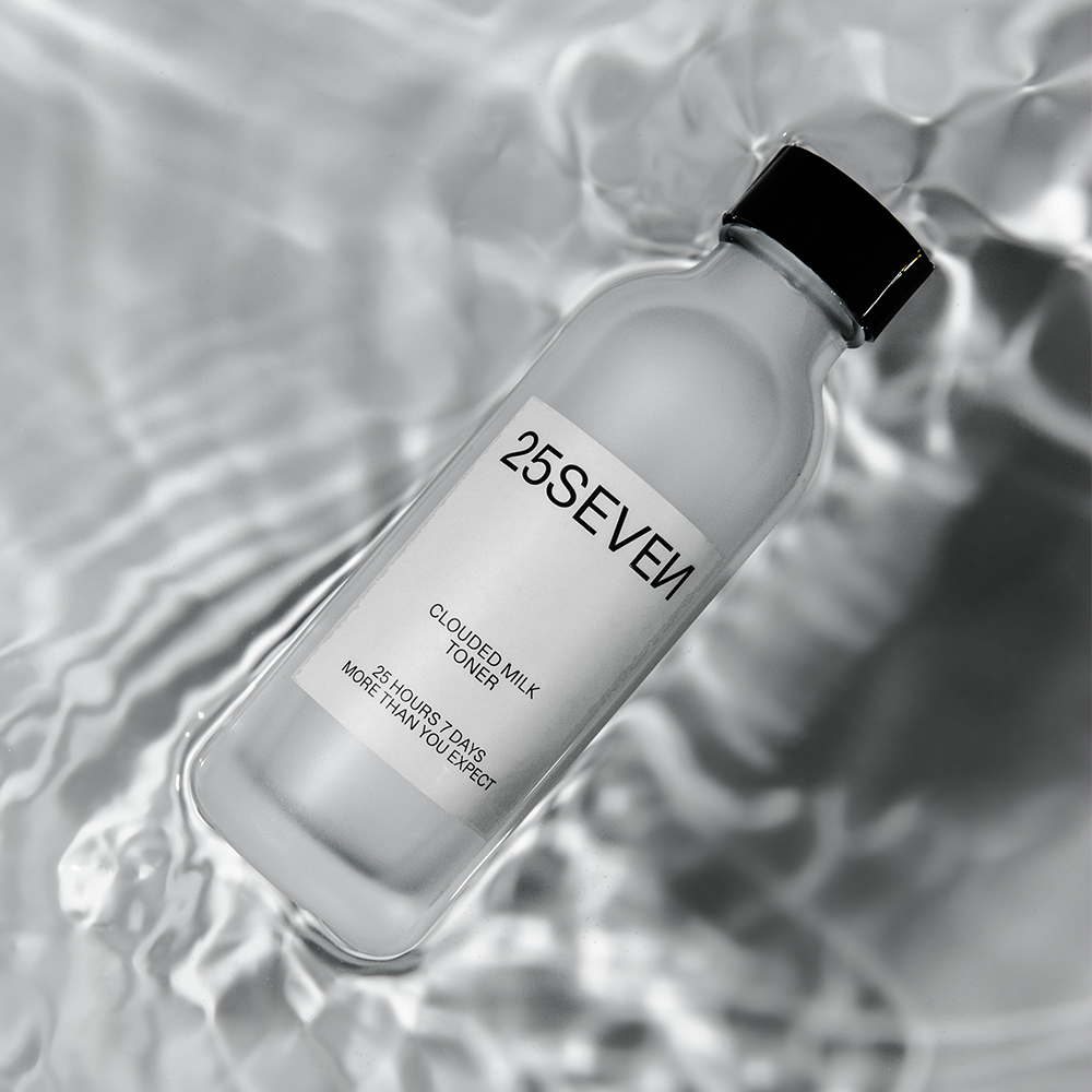 25SEVEN CLOUDED MILK – Lifestyle